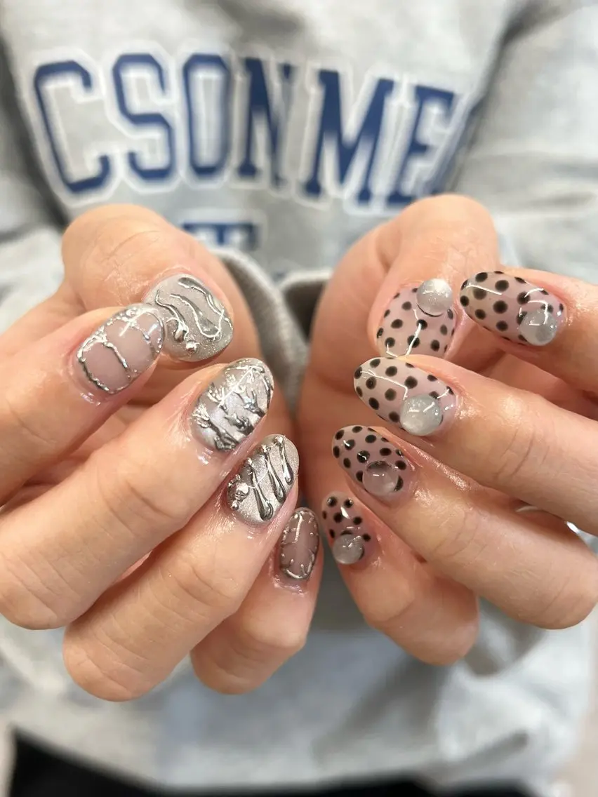 ネイル ジェルネイル マグネットネイル ニュアンスネイル パラジェル リボン ハンドネイル ハンドケア Bana_ Nailのネイルデザイン