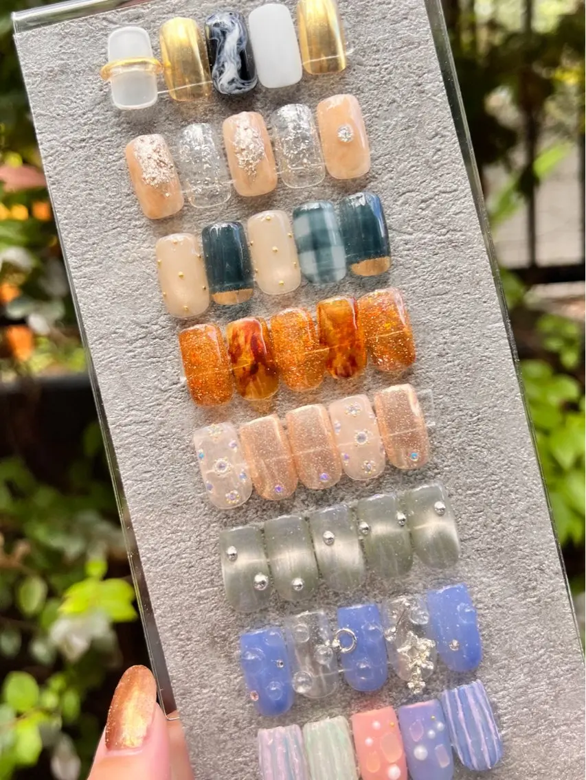 ネイル LEFTNAILS フィルインニュアンスのネイルデザイン