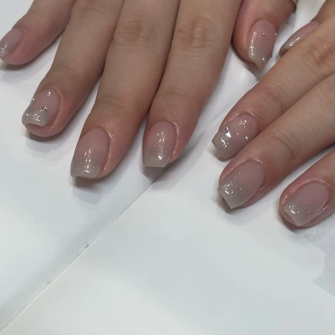 ネイル グラデーション ネイルズシャトン🪡 ネイリスト齊藤のネイルデザイン