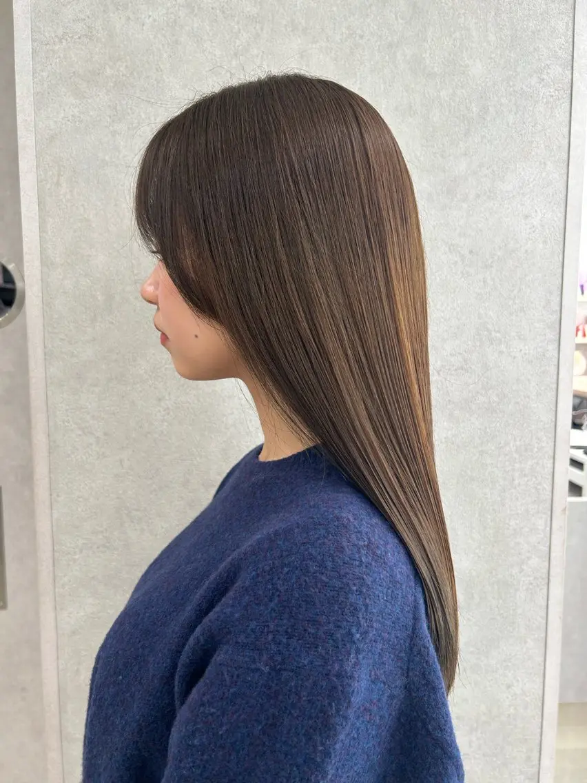 ロング カラー ⟡.·韓国ヘア*.ﾟ 室岡　咲希のヘアスタイル