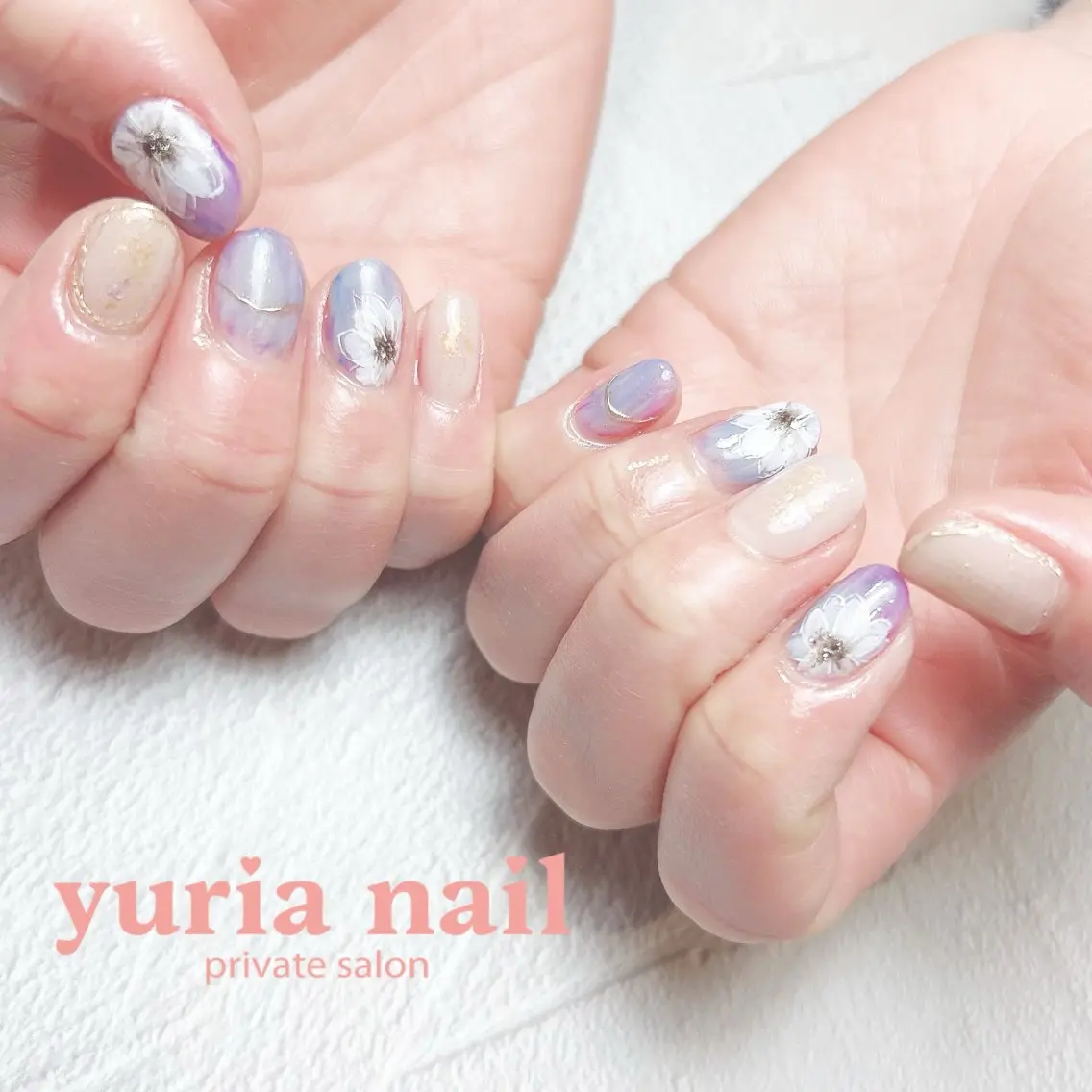 ネイル ブルー フラワーネイル ジェルネイル ニュアンスネイル パープル ハンドネイル 小林 ゆりあのネイルデザイン