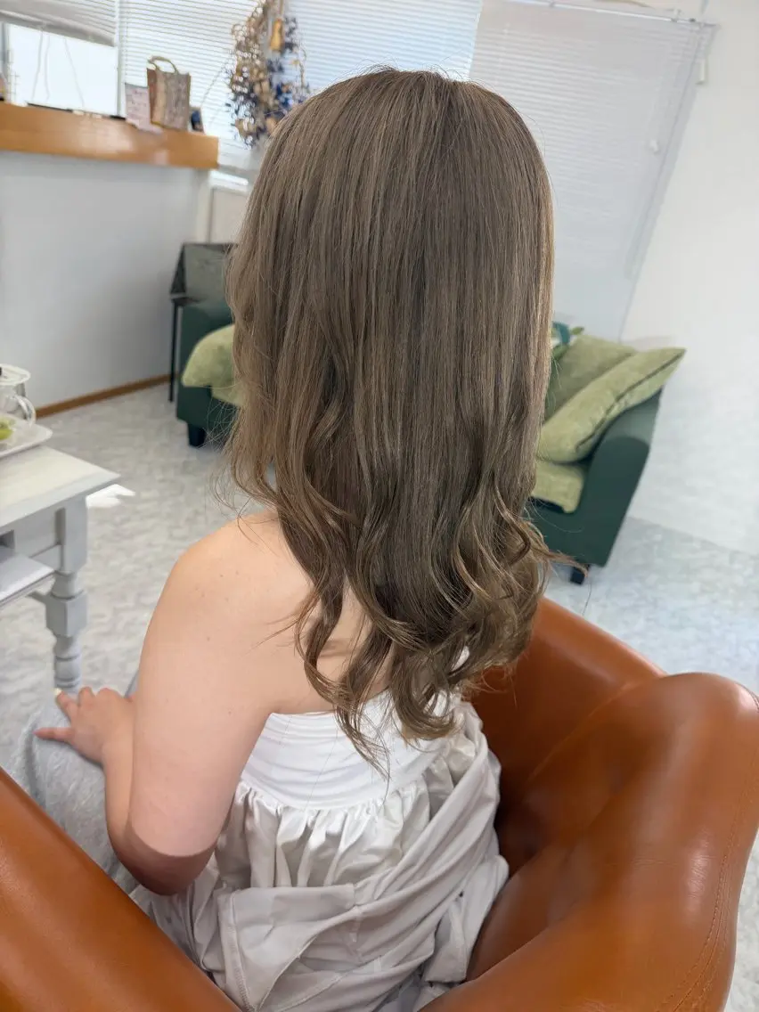 ミディアム ヘアカラー トリートメント MAEDA YUKIのヘアスタイル