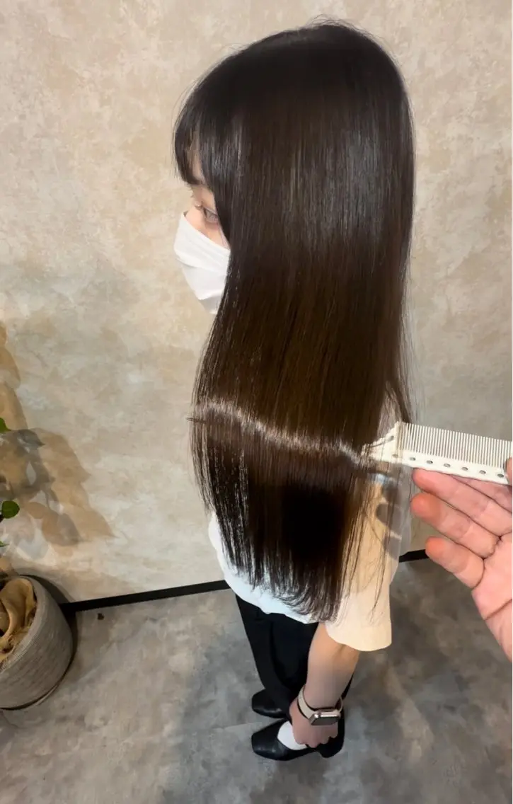 カット+透明感カラー+不純物除去+高保湿アルカリ除去の写真