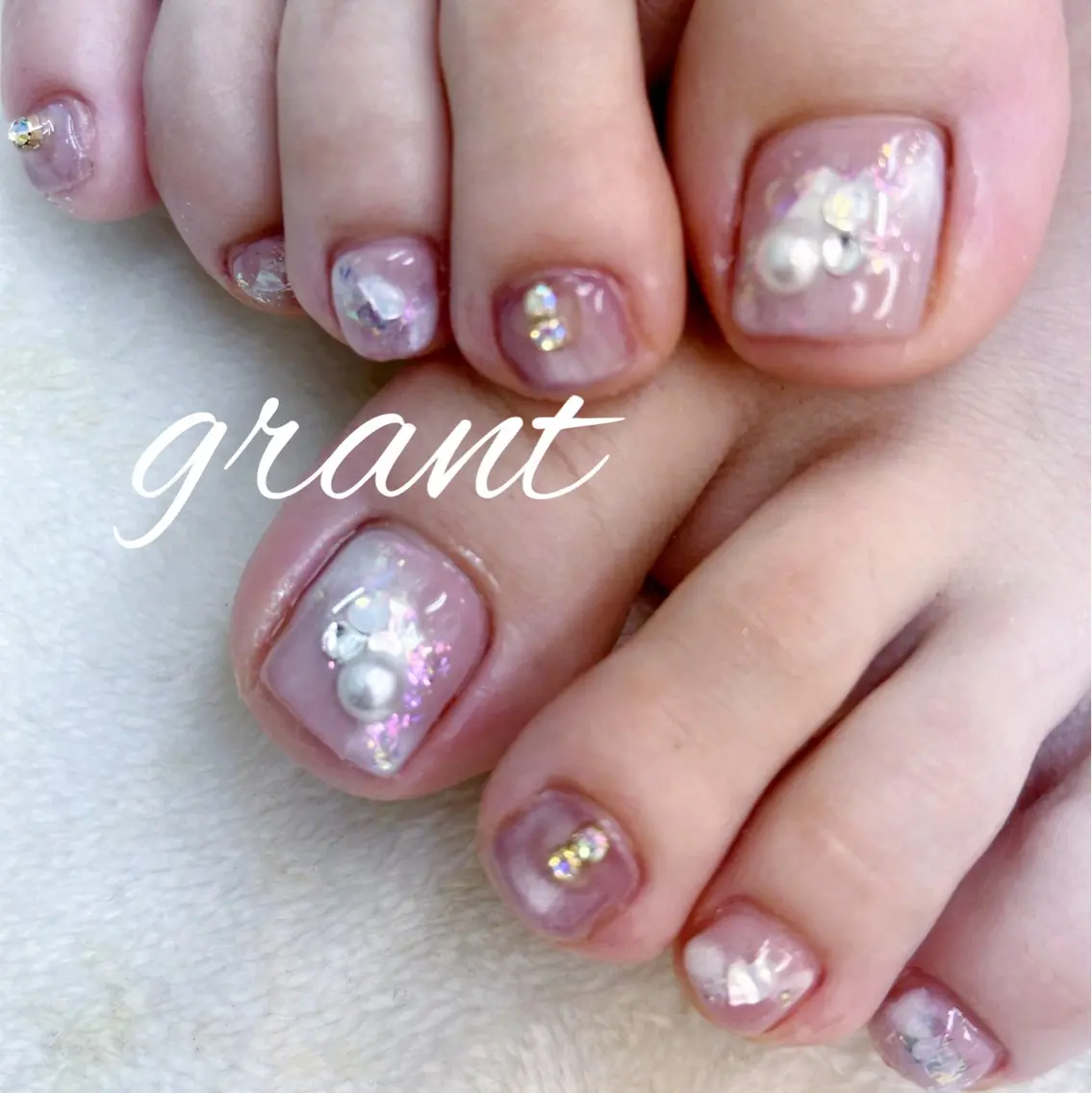 ネイル フットネイル フットネイル nailsalon grantのネイルデザイン