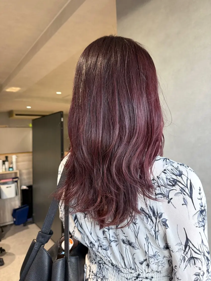 セミロング レイヤーカット 酒井 成貴のヘアスタイル