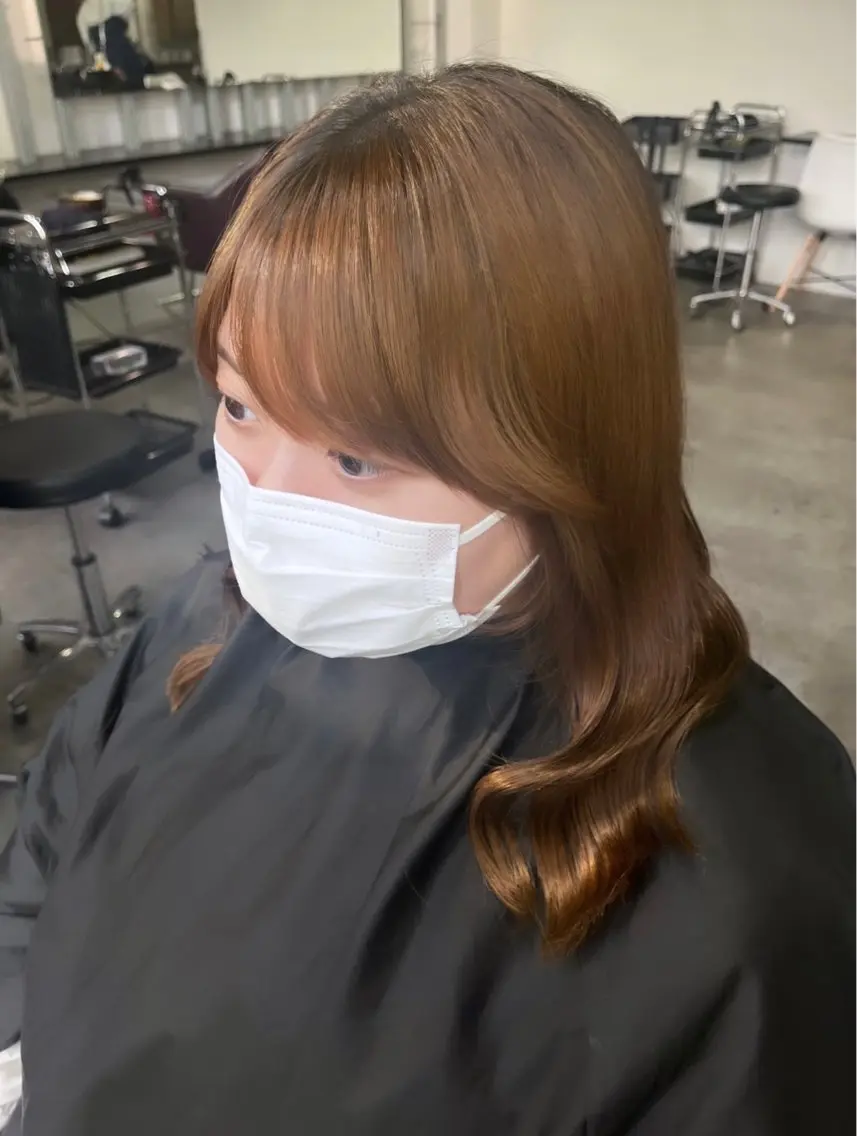ミディアム こまつ まりやのヘアスタイル