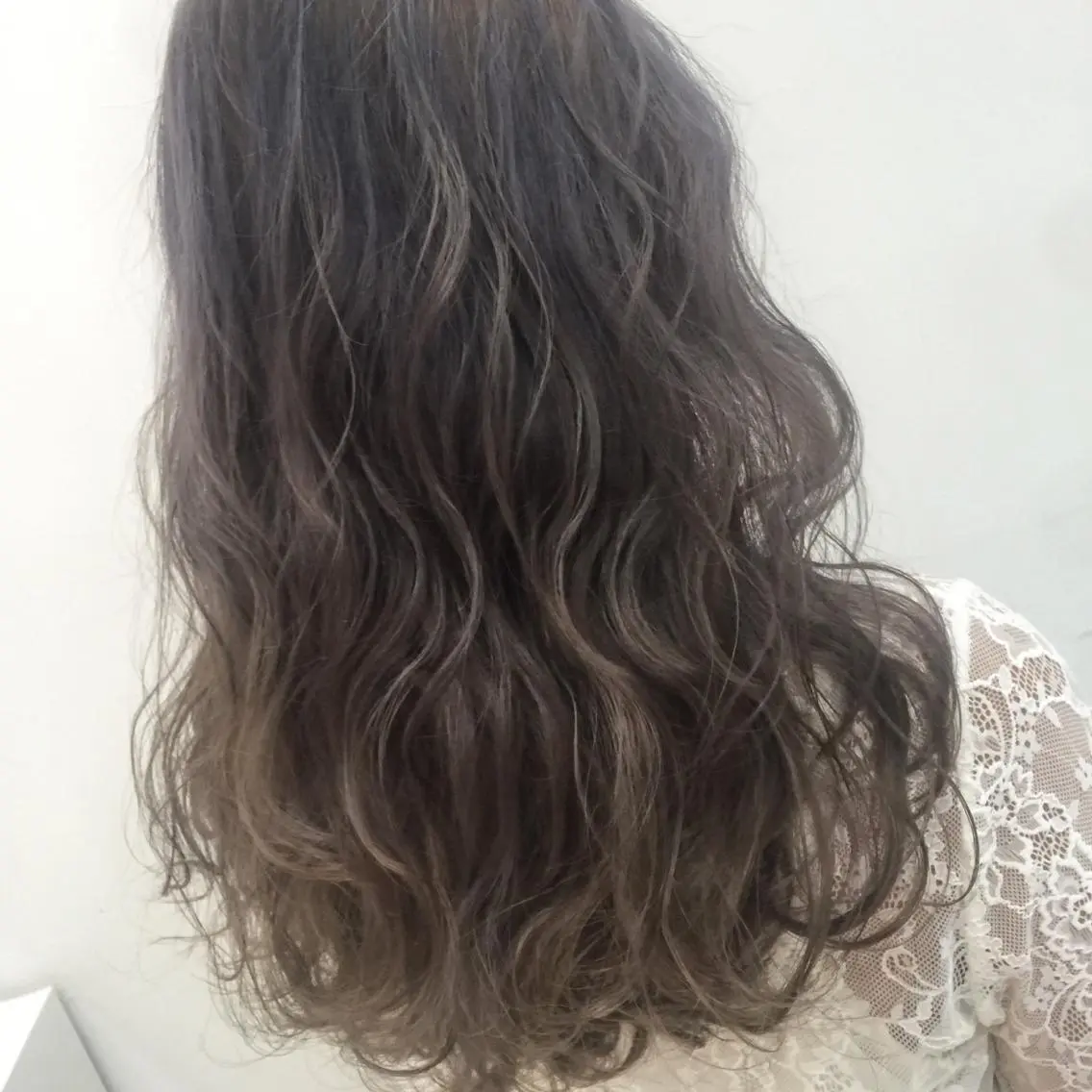 ミディアム カラー パーマ LAS 代表 ナガカワ コウヘイのヘアスタイル