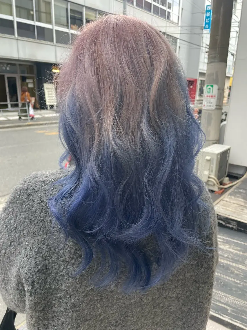 ミディアム カラー NINE＋/代表 ブリーチ特化型サロンのヘアスタイル