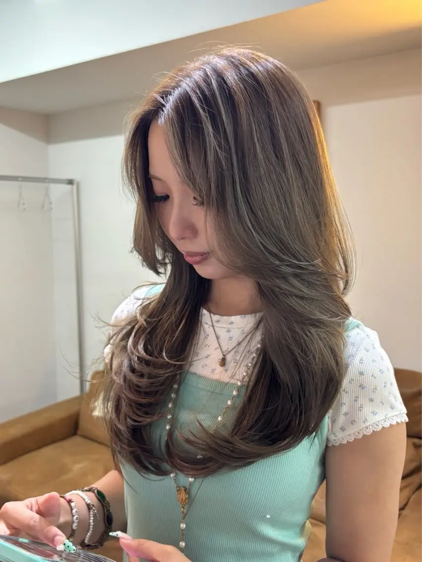 ロング ヘアカラー トリートメント ナナ/大阪心斎橋/ 海外レイヤーカットのヘアスタイル