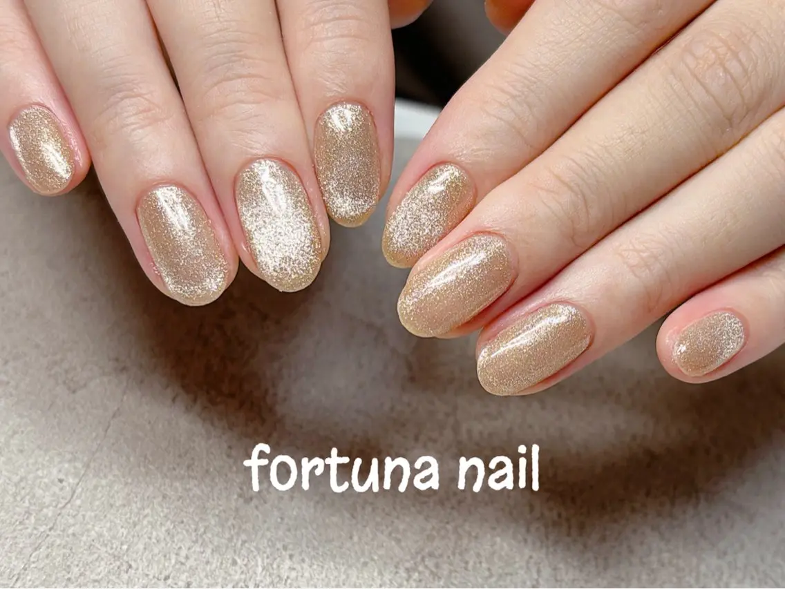 ネイル マグネットネイル Nail •Head スパFortunaのネイルデザイン