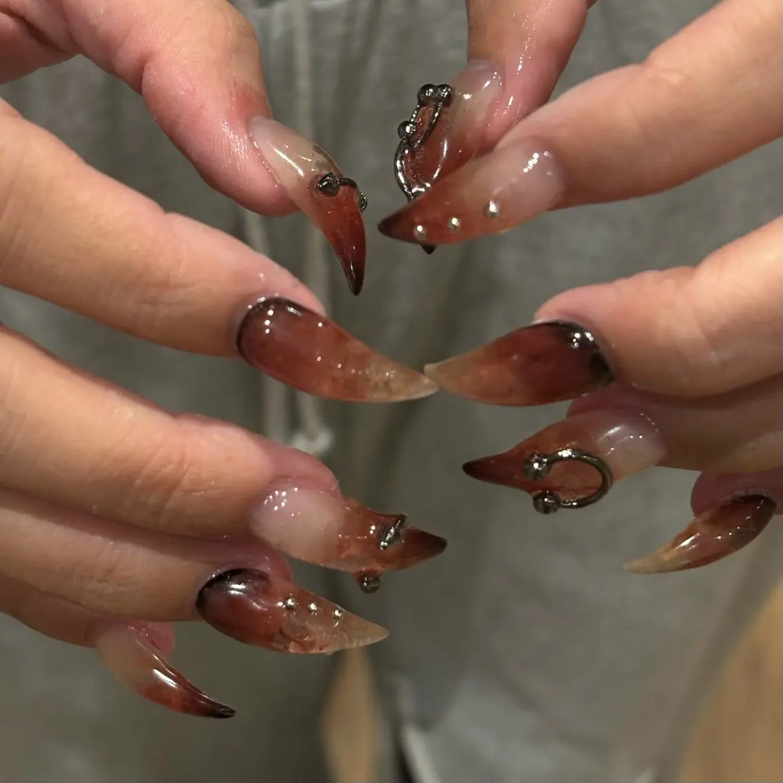 ネイル ハンドネイル フットネイル yuri / 個性派nailのネイルデザイン