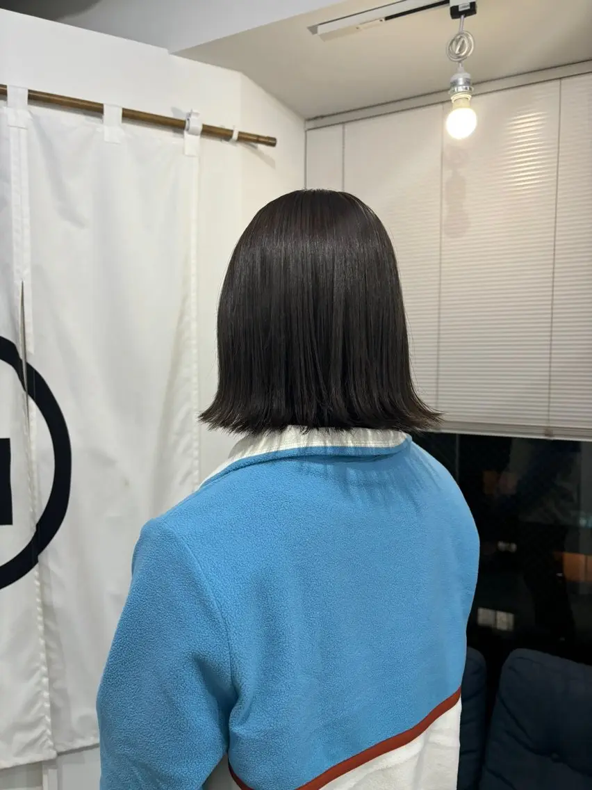 ショート カラー ベージュカラー オリーブベージュ 亜海 /レディースパーマのヘアスタイル