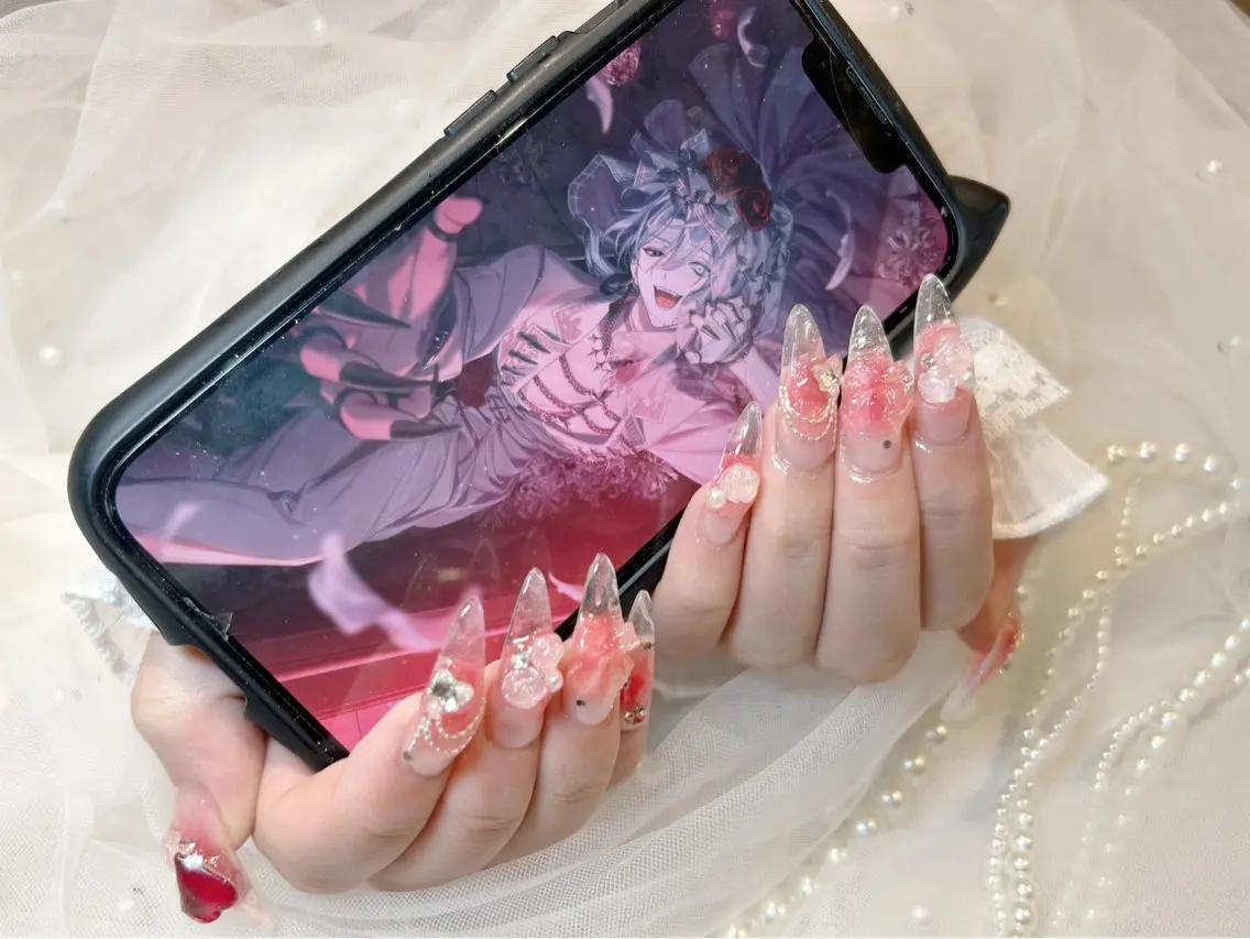 ネイル ネイルサロン ウェリナのネイルデザイン