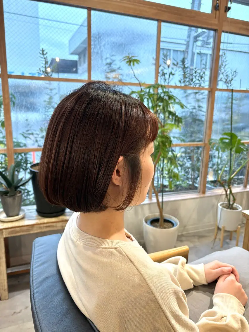 ミディアム ボブ 栗原 歩美のヘアスタイル