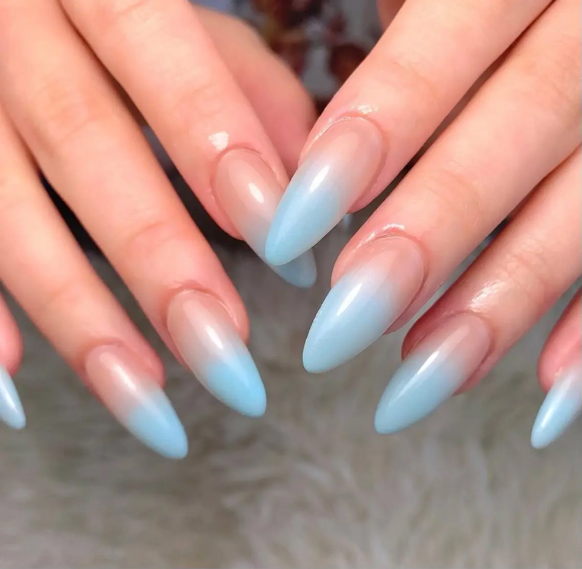 ネイル グラデーション ハンドネイル 池袋　melt. Riri🎀のネイルデザイン