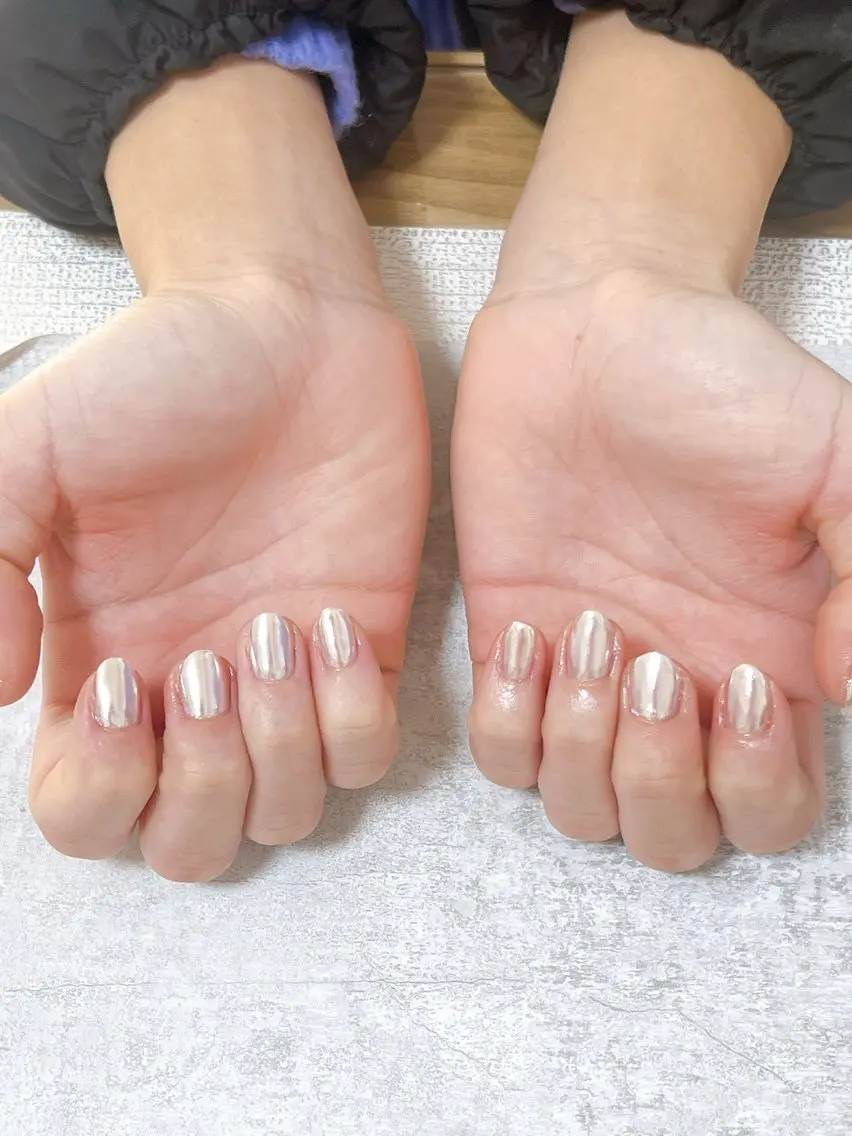 ネイル オーロラネイル フットネイル フレンチネイル ジェルネイル ハート ハンドネイル mogunail &blowのネイルデザイン