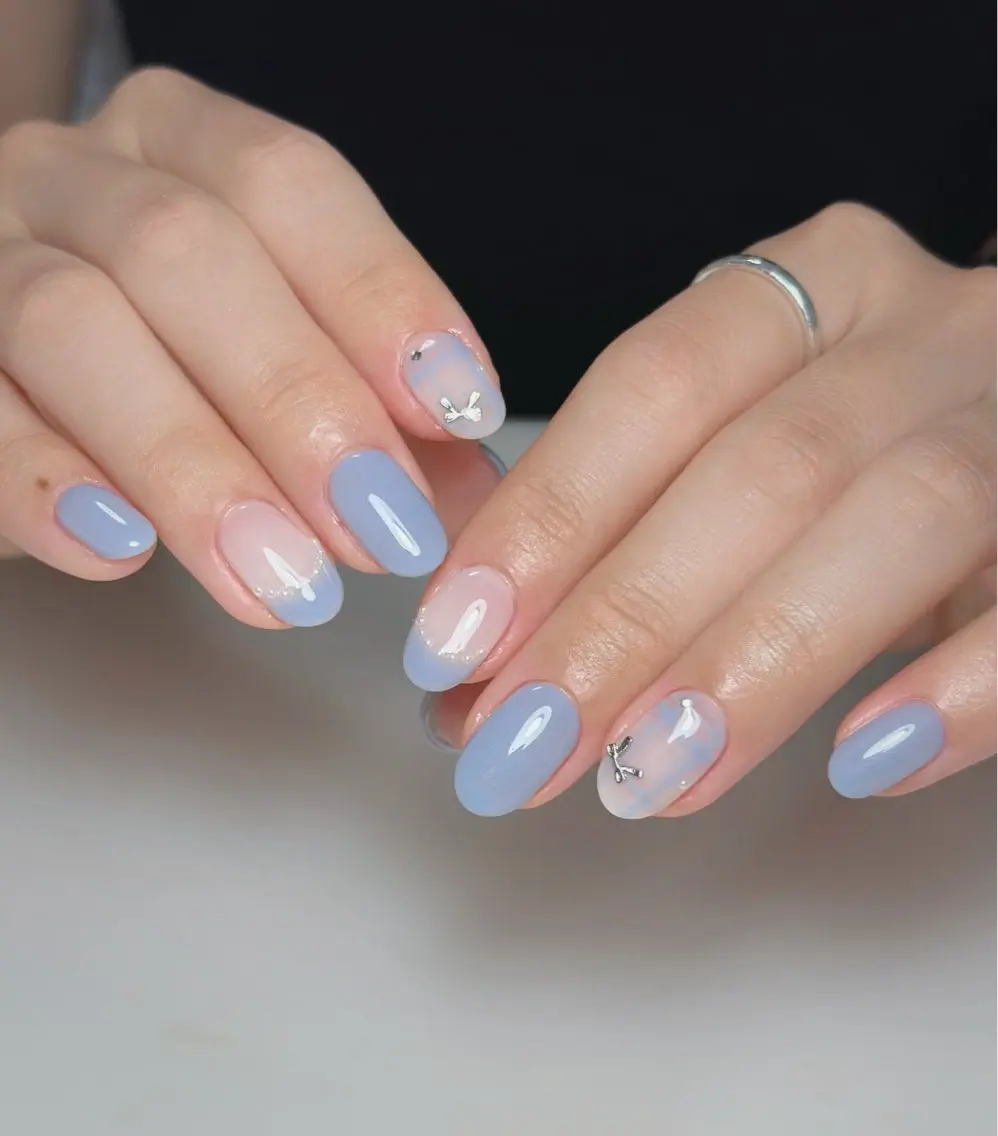 ネイル オーロラネイル 長さ出し フットネイル 韓国ネイル ラメ(グリッター) 👍thumbs up nail👍のネイルデザイン