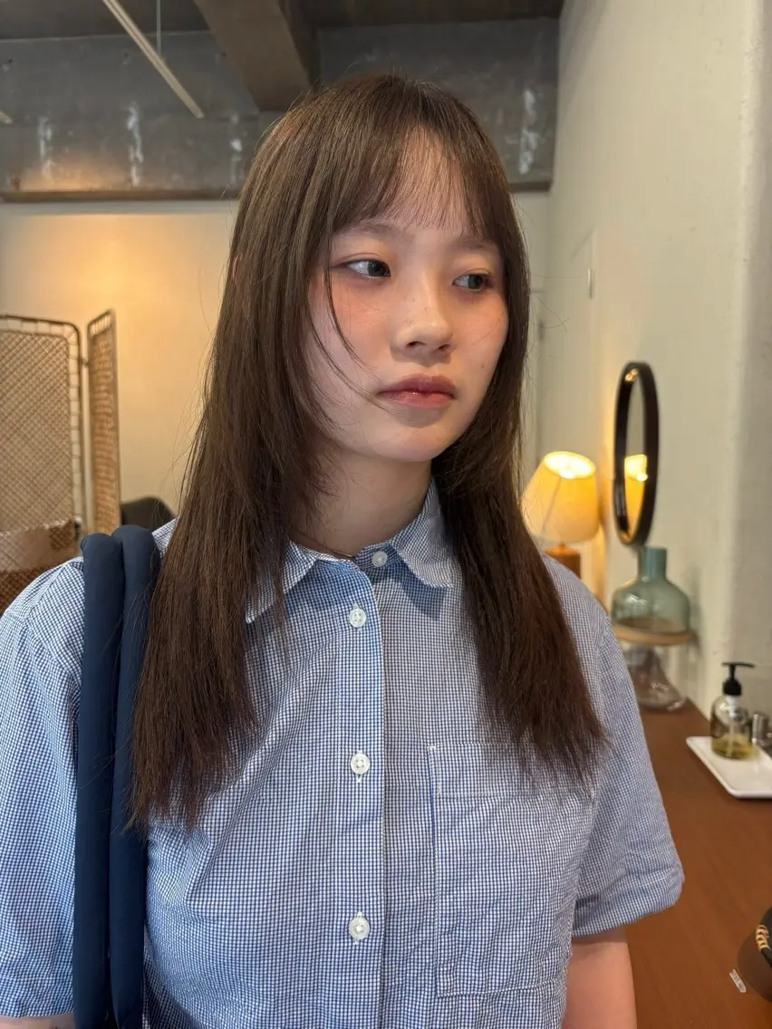 セミロング カラー カット ヘアカラー 永田 愛莉のヘアスタイル