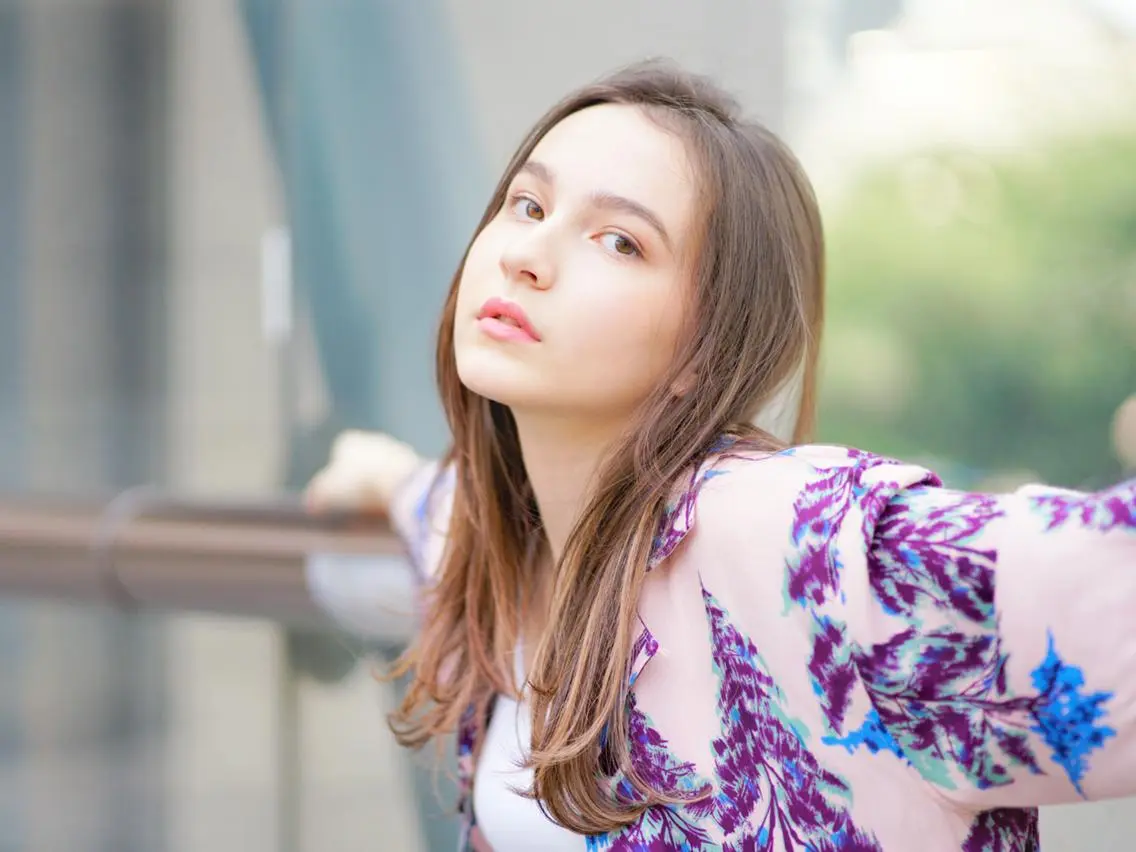 セミロング カラー パーマ ヘアアレンジ アディクシーカラー アッシュ バレイヤージュ ベージュカラー ブリーチ newi grande 横浜店のヘアスタイル