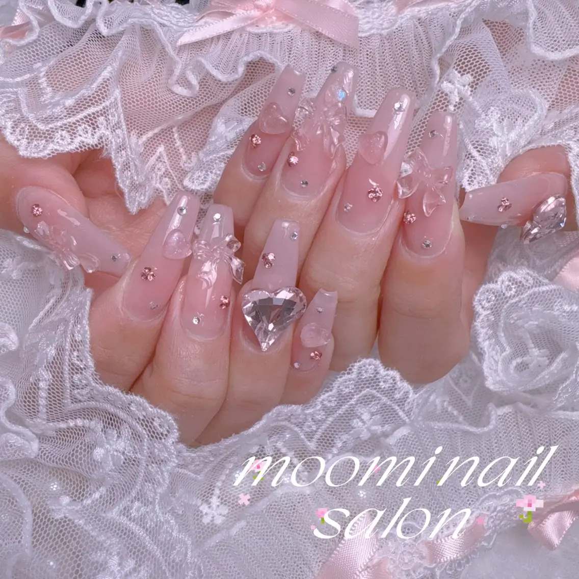 ネイル チークネイル フレンチネイル ジェルネイル グラデーション ハート ハンドネイル moomi nail スカルプ専門のネイルデザイン