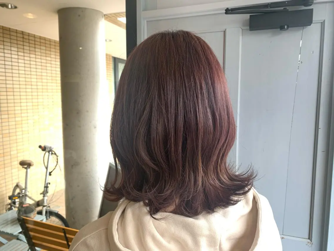 セミロング カラー ブリーチ ピンクカラー ヘアカラー トリートメント ツキダテ ユイのヘアスタイル