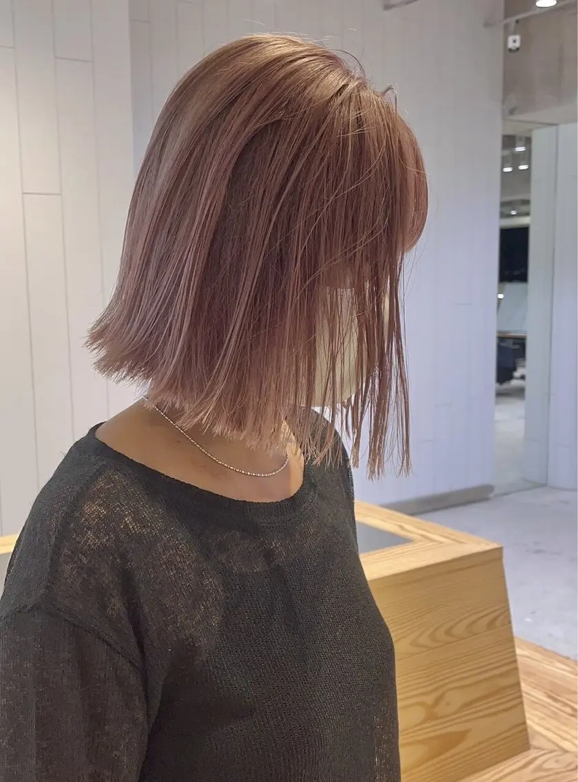 ショート カラー バレイヤージュ ブリーチ 透明感カラー グラデーションカラー ハイライトカラー カット ヘアカラー トリートメント 髪質改善/透明感 OAK兵庫のヘアスタイル