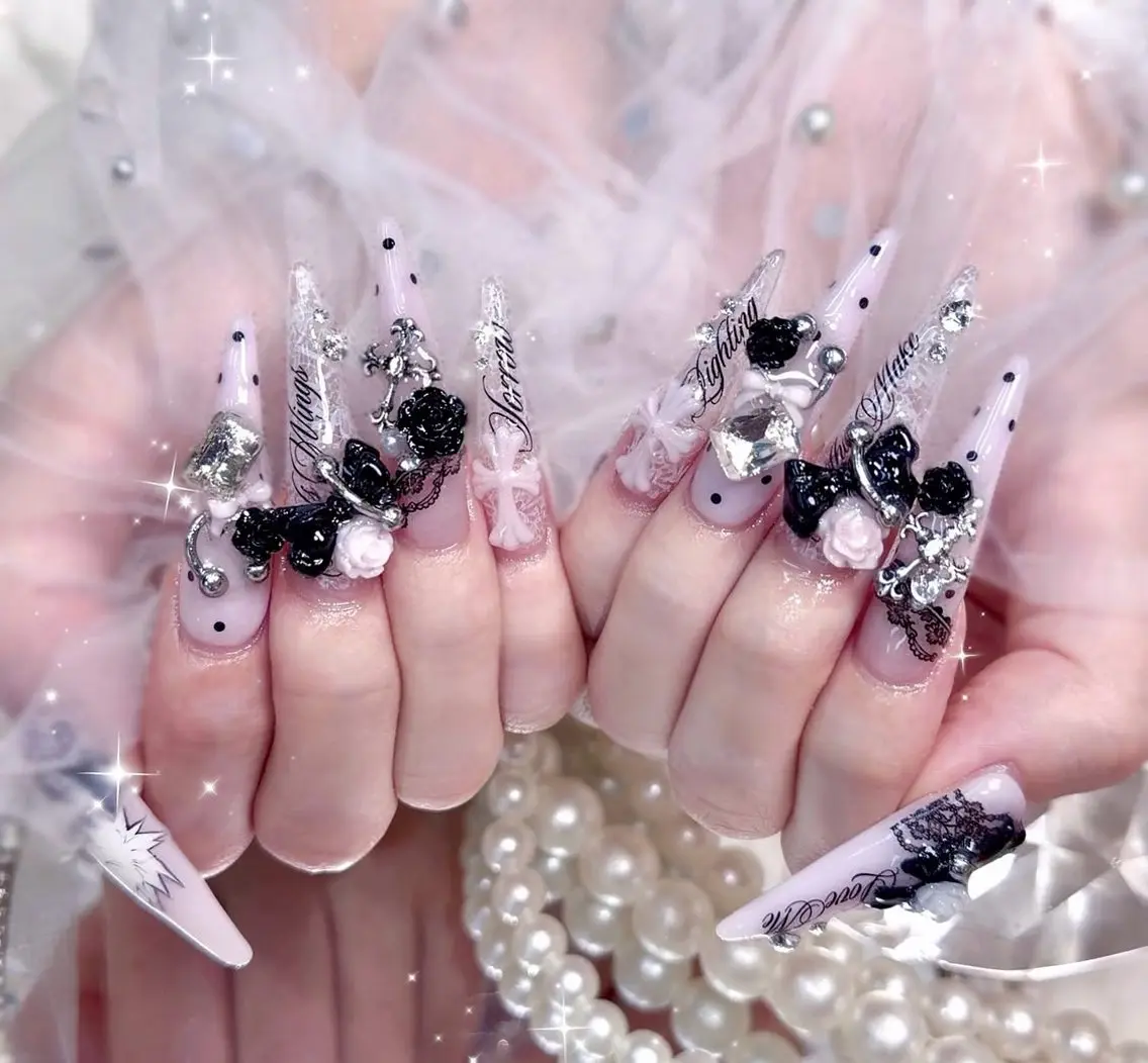 ネイル ハンドネイル ハンドケア REI NAILS SALONのネイルデザイン