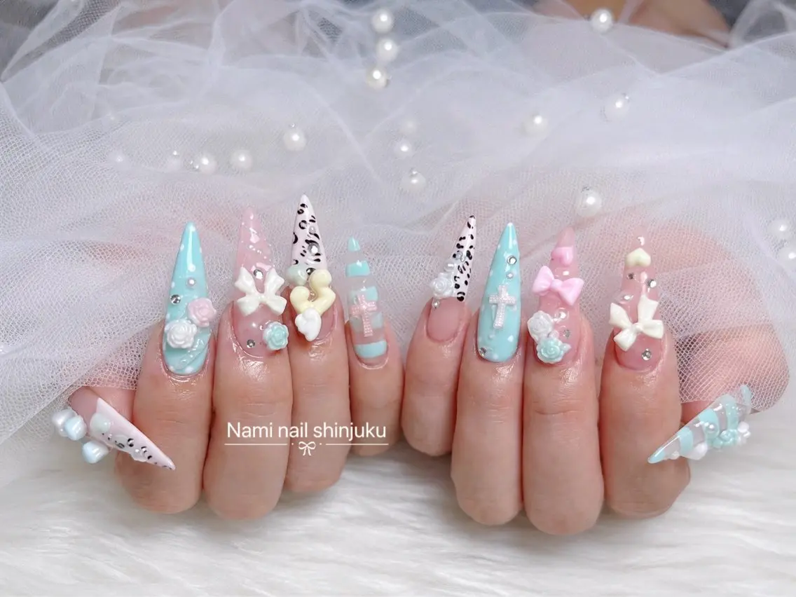 ネイル 長さ出し ガーリー 韓国ネイル ロングネイル 持ち込み ハンドネイル Nami nail salonのネイルデザイン