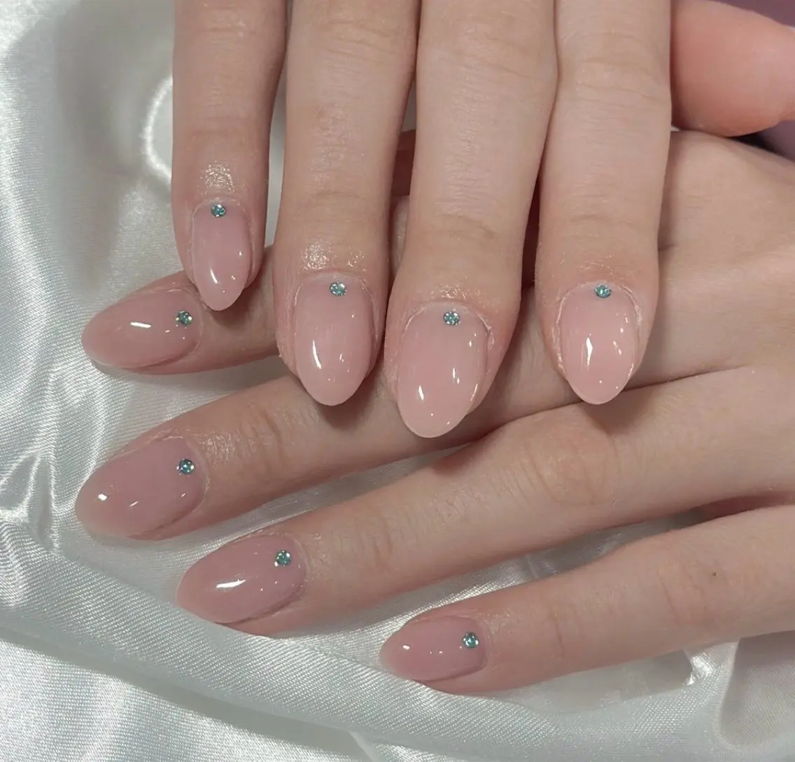 ネイル LAVISH sakiのネイルデザイン