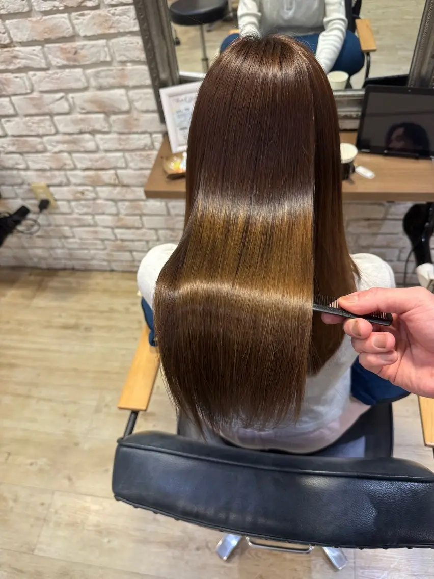 ロング カット 縮毛矯正 トリートメント 古川 流久のヘアスタイル