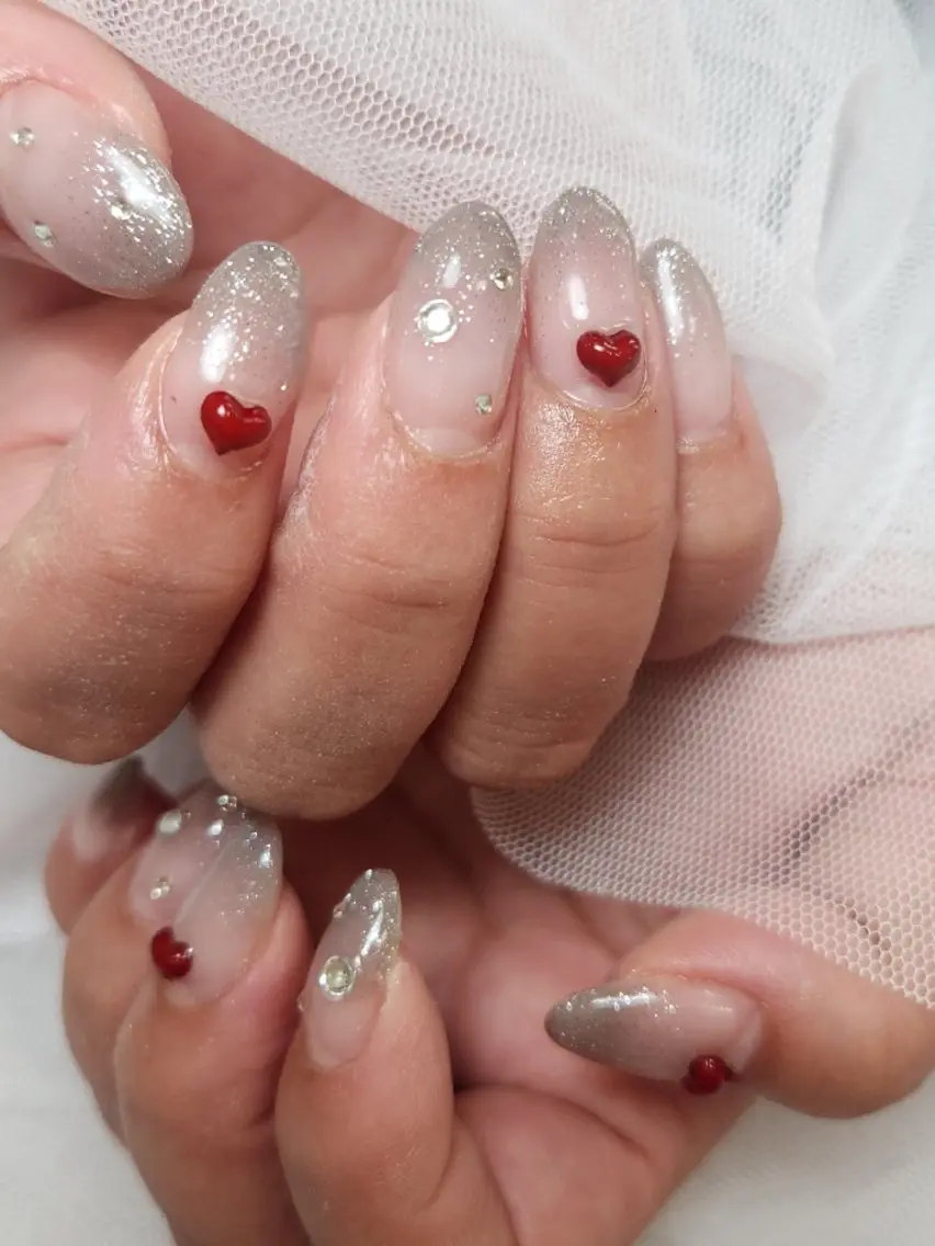 ネイル ジェルネイル グラデーション ハート キラキラネイル ラメ(グリッター) Nailroom3  古屋のネイルデザイン