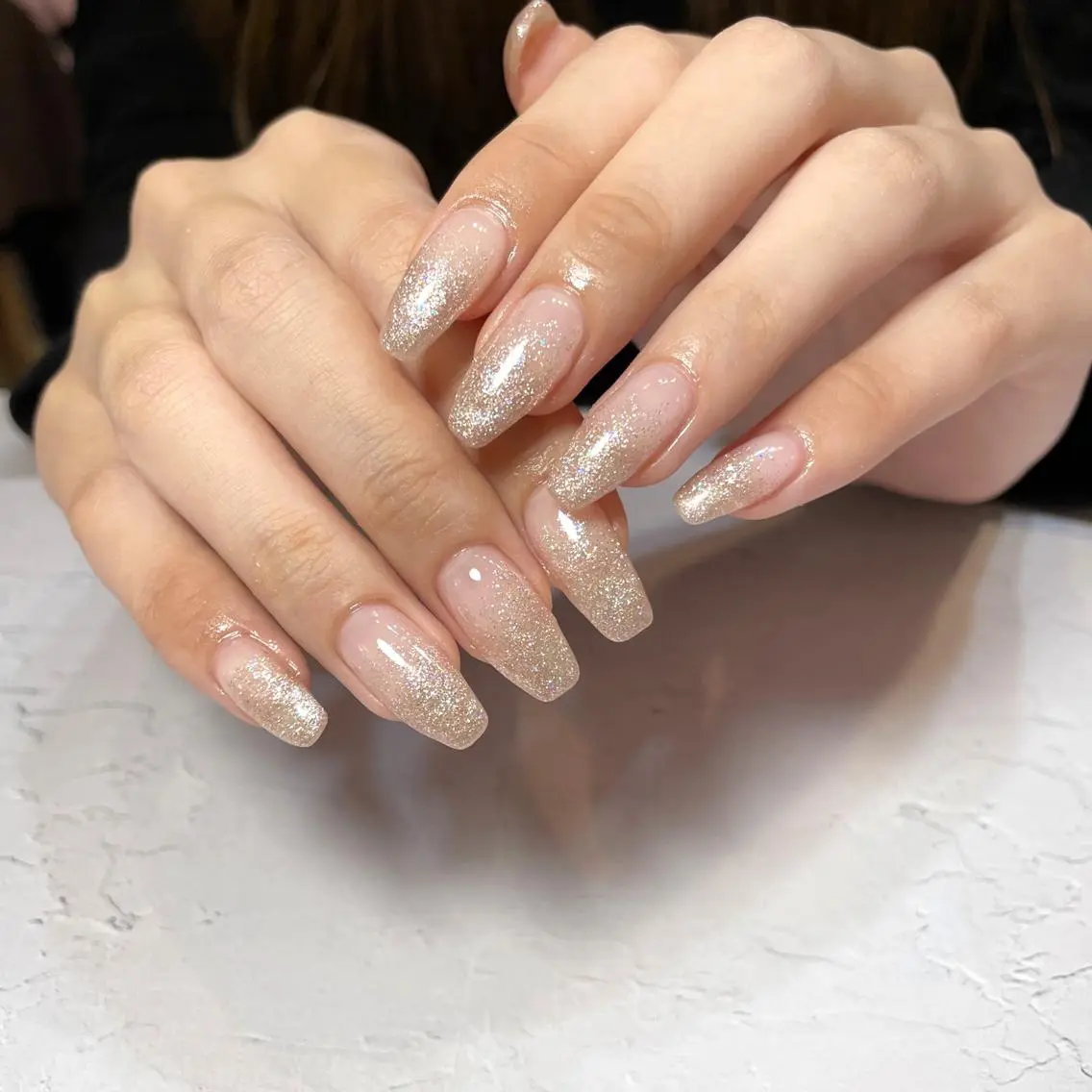 《ケア&オフ込み》ラメグラデーション💅(フィルイン)の写真