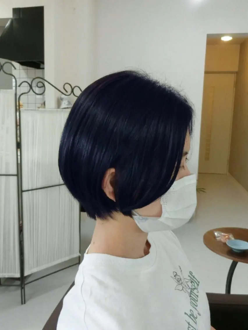 ショート カラー nao 艶カラー・髪質改善のヘアスタイル