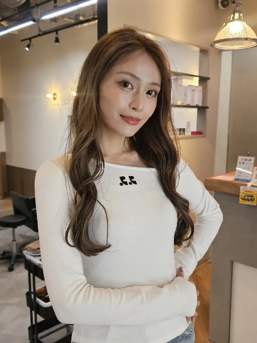 ロング カラー カット ヘアカラー トリートメント Ayu🐾縮毛矯正/ ブリーチ無しカラーのヘアスタイル