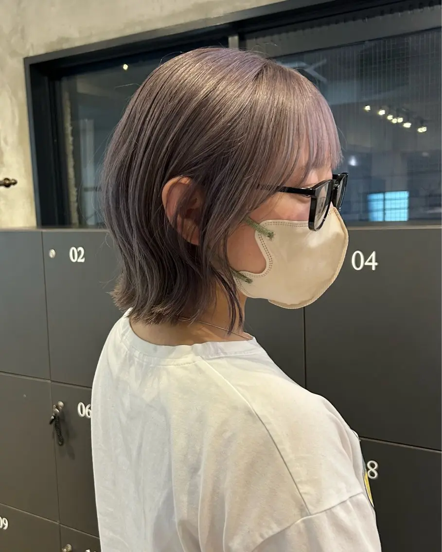 ショート カラー ブリーチ グレージュ ハイトーンカラー ラベンダーカラー カット ヘアカラー レイヤー特化🪽 yuka【高円寺】のヘアスタイル