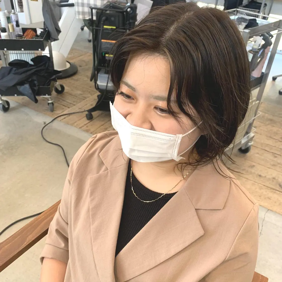ミディアム カラー カット ヘアカラー 綿貫 美雪のヘアスタイル