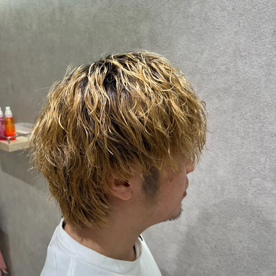 パーマ メンズ メンズブリーチ メンズパーマ カット パーマ 巖本 真希のヘアスタイル
