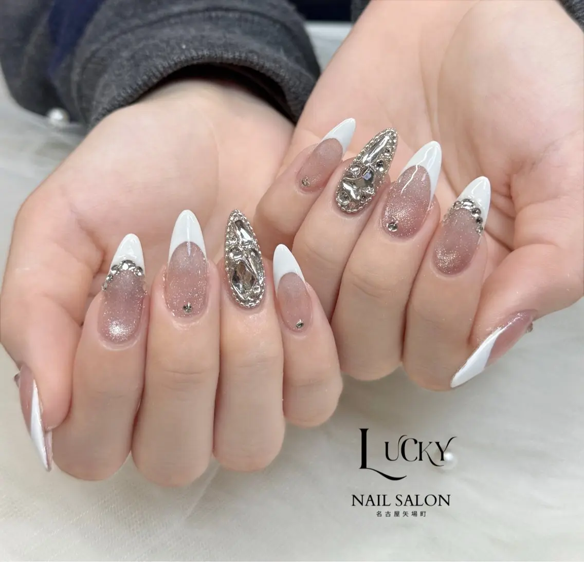 ネイル アートネイル ジェルネイル ロングネイル 持ち込み シンプルネイル ハンドネイル Lucky Nail Salonのネイルデザイン
