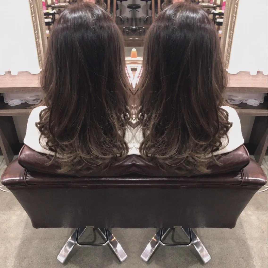 セミロング カラー レイヤーカット匠 イソザキノリユキのヘアスタイル