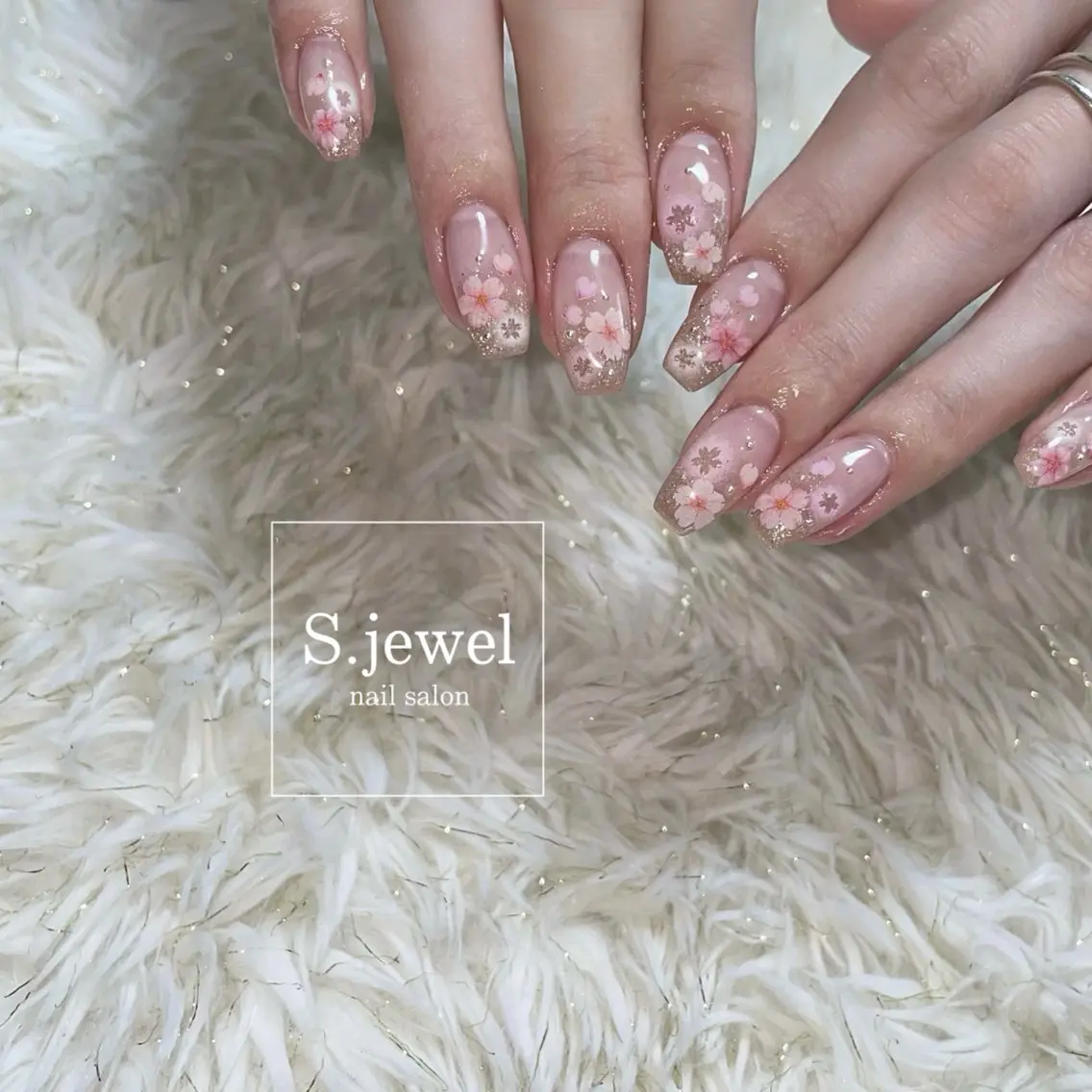 ネイル S. JEWELのネイルデザイン