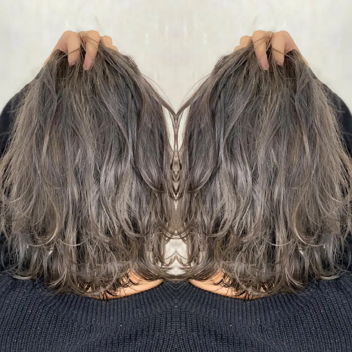 ミディアム カラー グレージュ ヘアカラー トリートメント LUXBE LUCEのヘアスタイル