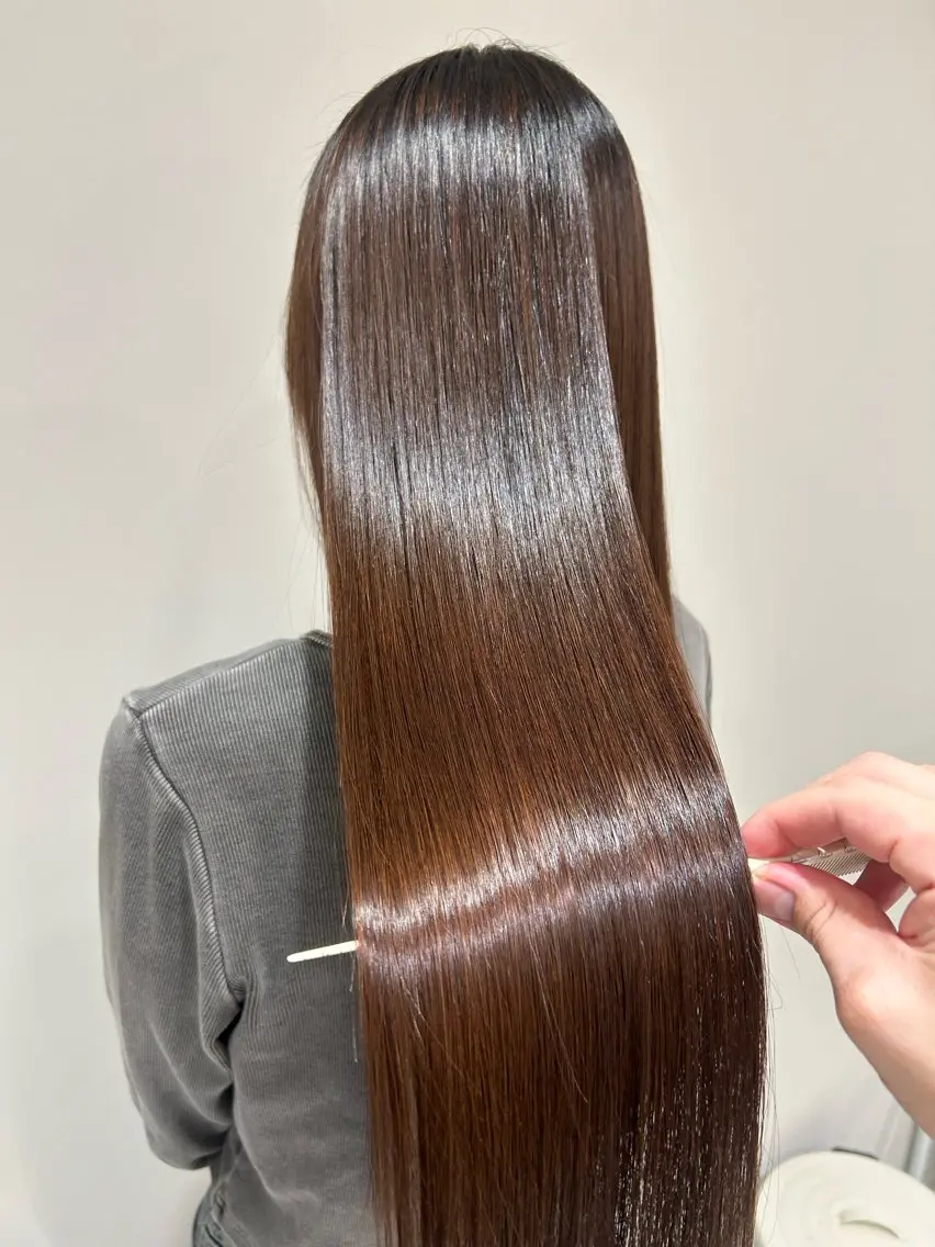 ロング パーマ 髪質改善 ロング 縮毛矯正 ストレートパーマ 中川 拓弥のヘアスタイル