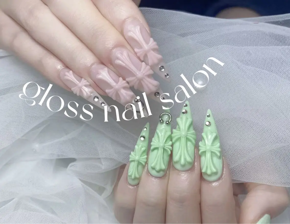 ネイル miho🍎 Gloss nailのネイルデザイン