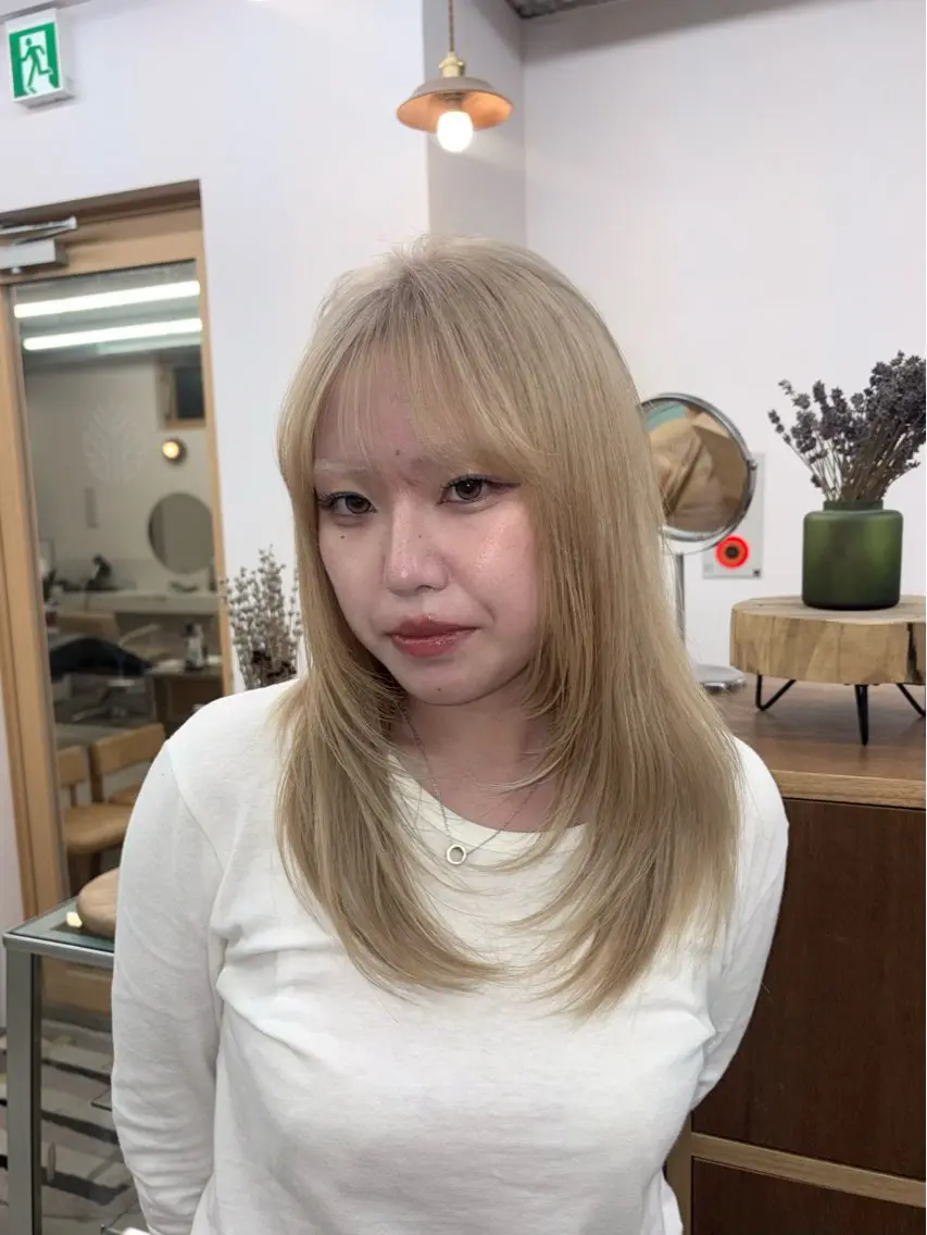 セミロング カラー ヘアカラー yelm府中 ユリのヘアスタイル