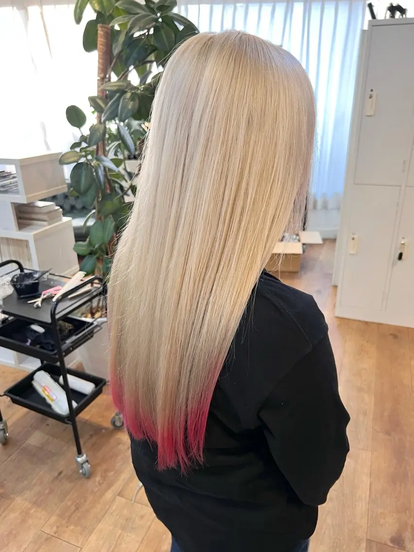 ロング カラー 抜きっぱなしブロンド ピンクカラー 難波ブリーチカラー ⭐︎瀬尾拓充のヘアスタイル