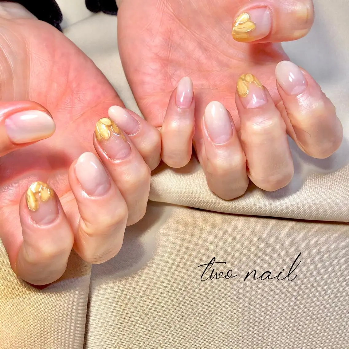 ネイル アートネイル フットネイル ハート ニュアンスネイル ホワイト two nailのネイルデザイン