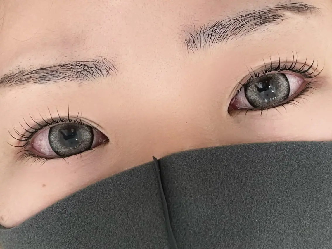 ラッシュリフト上下の写真