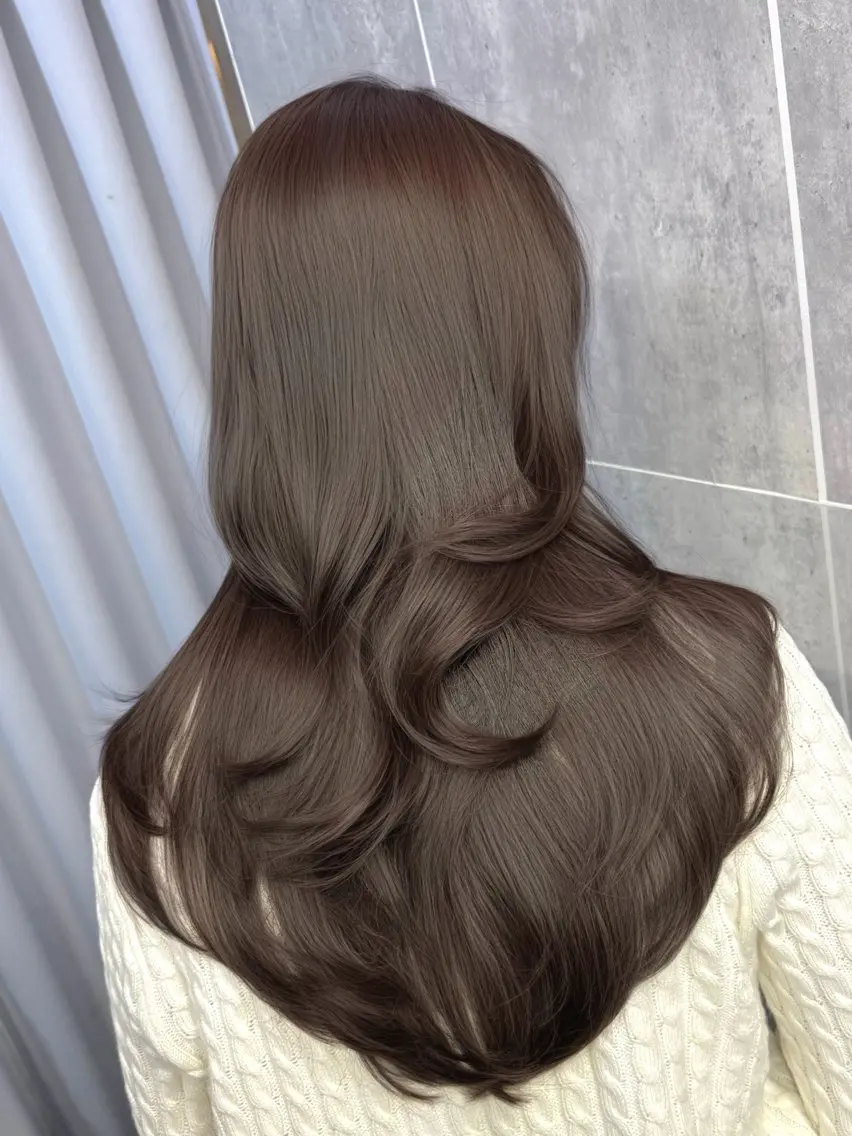 セミロング カラー カット ヘアカラー トリートメント 顔まわりの神様✨ 透明感カラー藤嶋秀幸のヘアスタイル