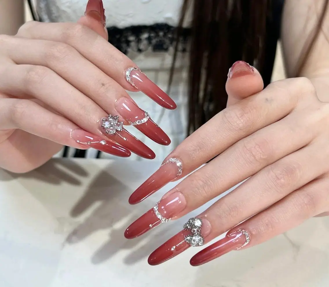 ネイル ハンドネイル Pure&Rich Nailのネイルデザイン