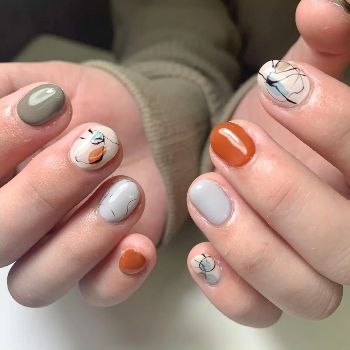 ネイル ハンドネイル FIORITURA aiのネイルデザイン